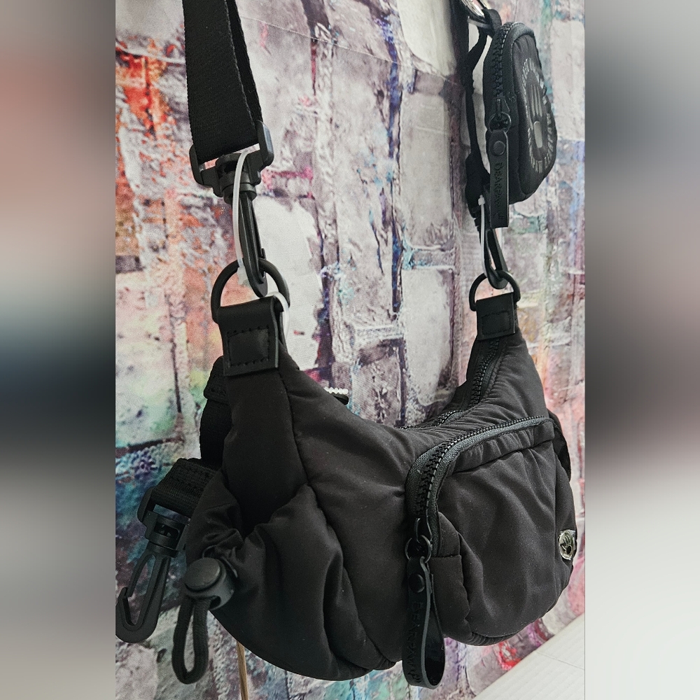 BearPaw Black Crossbody Bag W/ Coin Purse NWT - Picture 11 of 13